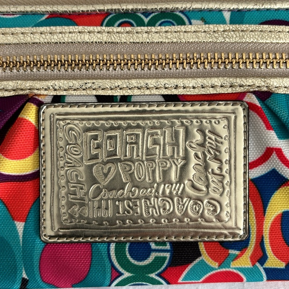 COACH Poppy Pop C Graffiti Zip Wallet Wristlet - Picture 4 of 12